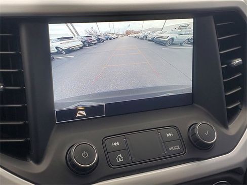 Used 2022 GMC Acadia SLT w/ Preferred Package image 27