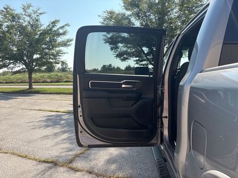 Used 2025 RAM 1500 Big Horn image 35