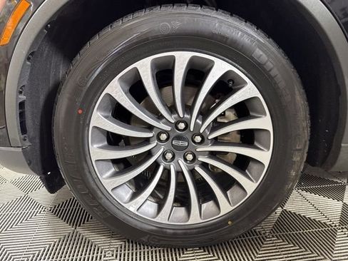 Used 2024 Lincoln Aviator Reserve AWD/4WD image 10