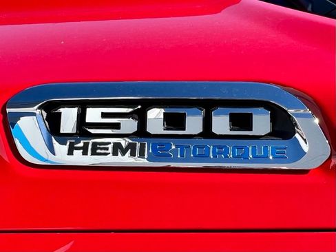 Used 2024 RAM 1500 Laramie image 15