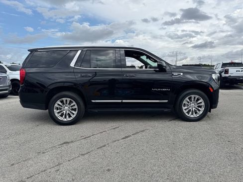 Used 2023 GMC Yukon SLT image 7
