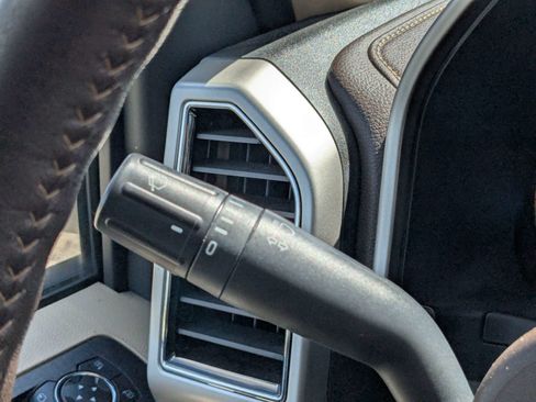 Used 2019 Ford F150 Lariat w/ Equipment Group 501A Mid RWD image 27