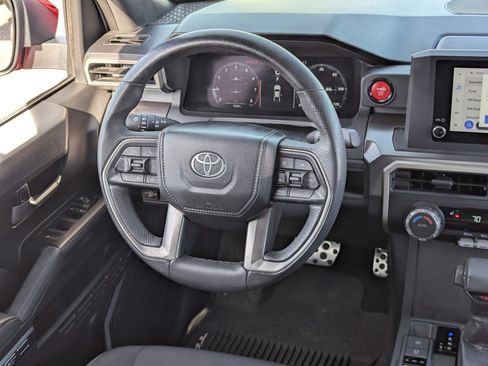 Used 2024 Toyota Tacoma TRD Sport image 16