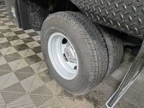 New 2025 GMC Sierra 3500 Pro w/ Convenience Package image 11