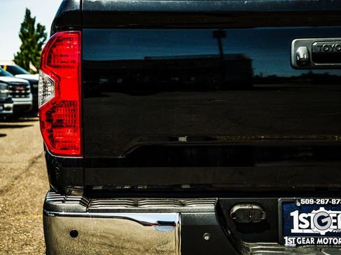 Used 2018 Toyota Tundra SR5 AWD/4WD image 10