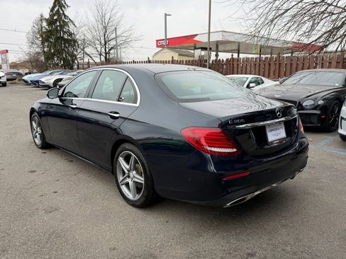 Used 2017 Mercedes-Benz E 300 4MATIC image 7