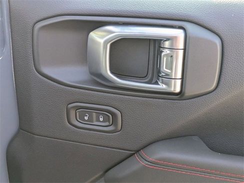 New 2026 Jeep Wrangler Unlimited Rubicon image 46