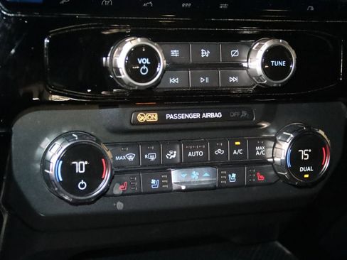 Used 2022 Ford F350 Platinum AWD/4WD image 50