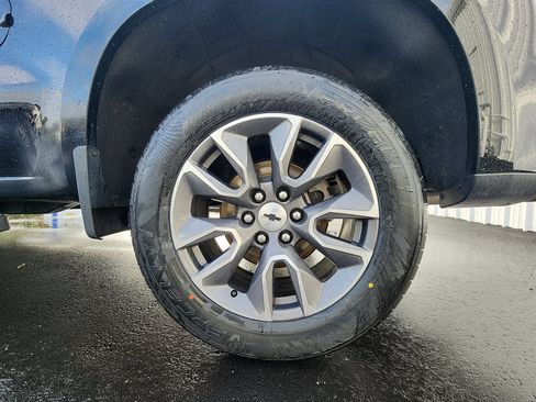 Used 2020 Chevrolet Silverado 1500 RST AWD/4WD image 9