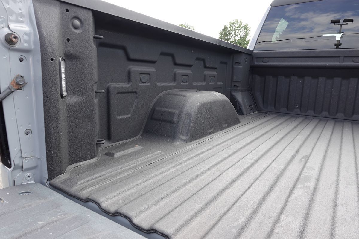 Used 2024 GMC Sierra 1500 Pro w/ Graphite Edition AWD/4WD image 25