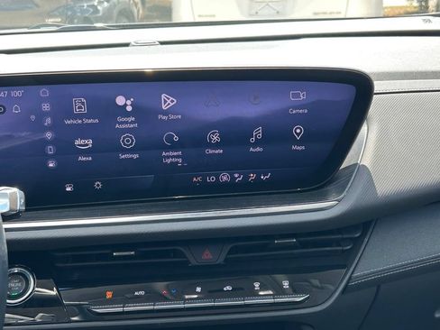 Used 2024 Buick Envision Preferred AWD/4WD image 19