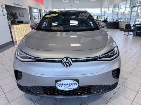 Used 2023 Volkswagen ID.4 Pro S image 2
