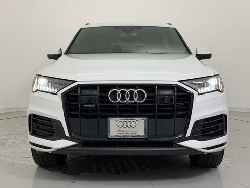 Used 2023 Audi Q7 Premium Plus image 5
