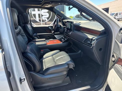 Used 2023 Lincoln Navigator Reserve AWD/4WD image 77