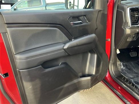 New 2026 GMC Canyon Elevation image 10