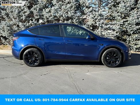 Used 2023 Tesla Model Y Long Range image 10