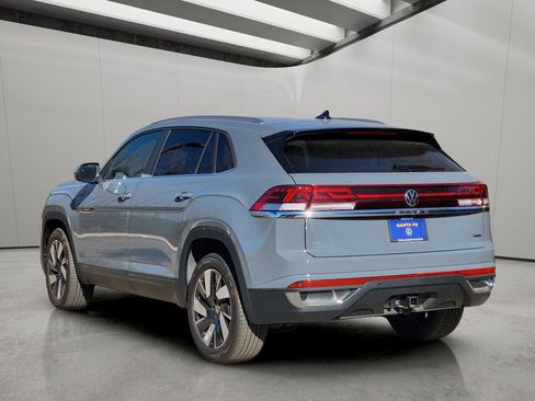 New 2026 Volkswagen Atlas Cross Sport SE AWD/4WD image 2