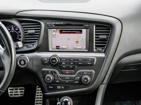 Used 2013 Kia Optima SX w/ Limited Pkg image 11