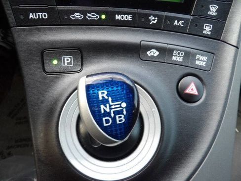 Used 2011 Toyota Prius Two image 15