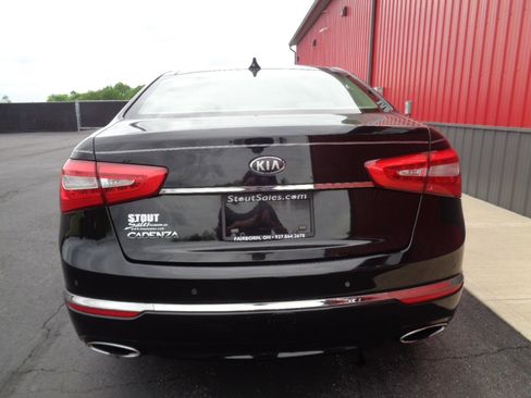 Used 2014 Kia Cadenza Premium w/ Luxury Package FWD image 6