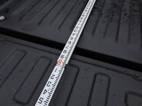 Used 2015 Ford F150 Platinum w/ Technology Package image 46