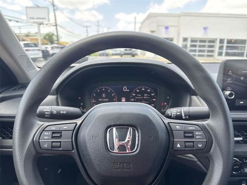 Used 2026 Honda Accord SE image 18
