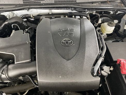 Used 2023 Toyota Tacoma SR image 24