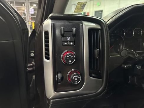 Used 2016 GMC Sierra 1500 SLE w/ SLE Value Package AWD/4WD image 17