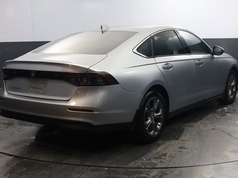 Used 2024 Honda Accord EX image 4