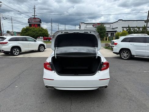 Used 2022 Honda Accord Sport image 29