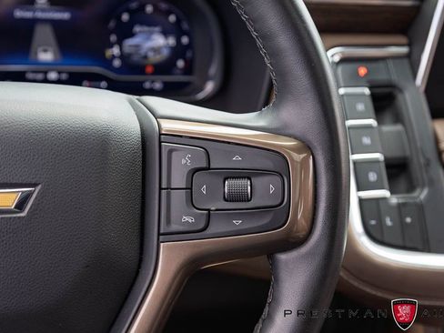 Used 2024 Chevrolet Suburban High Country AWD/4WD image 35