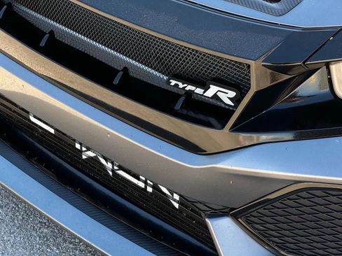 Used 2019 Honda Civic Type R image 12