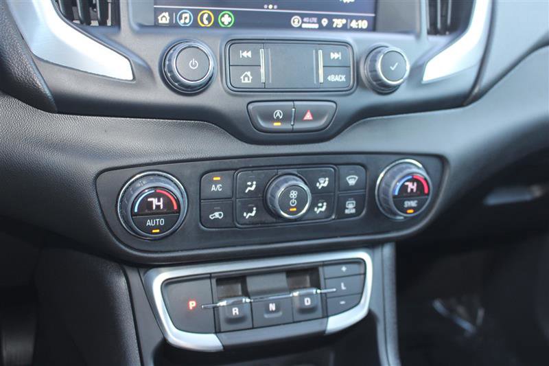 Used 2024 GMC Terrain SLT AWD/4WD image 19