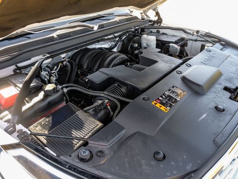 Used 2018 GMC Yukon Denali RWD image 61