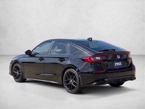Used 2023 Honda Civic Sport image 7