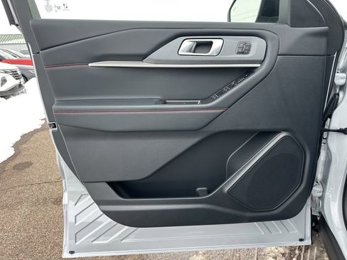 New 2026 Ford Explorer ST-Line w/ ST-Line Street Pack image 23