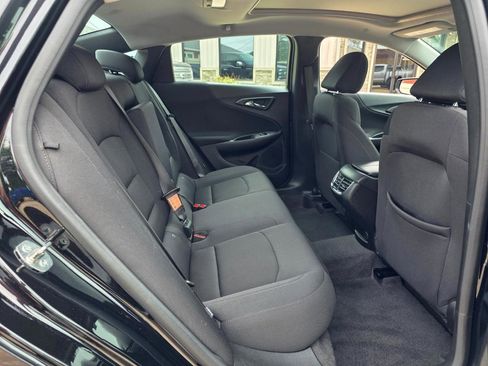 Used 2023 Chevrolet Malibu LT FWD image 21