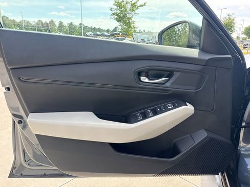 Used 2025 Honda Accord SE image 14
