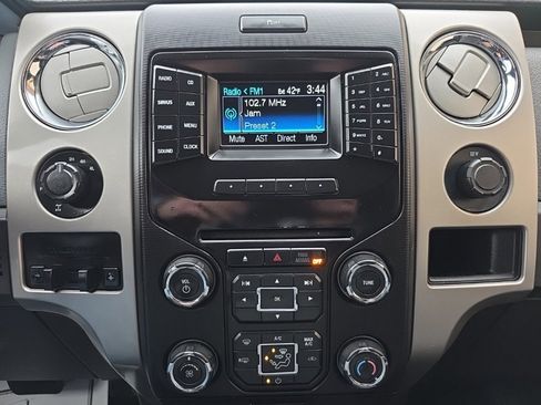 Used 2014 Ford F150 XLT w/ Equipment Group 302A Luxury image 18