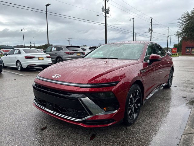 Used 2025 Hyundai Sonata SEL FWD image 4