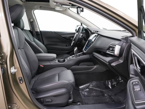 Used 2023 Subaru Outback Limited AWD/4WD image 11