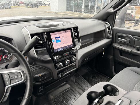 Used 2025 RAM 3500 Big Horn AWD/4WD image 16