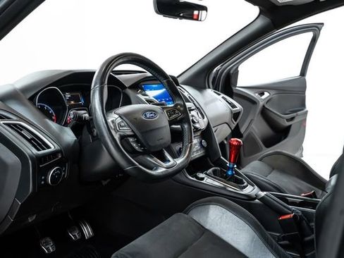Used 2016 Ford Focus RS image 17
