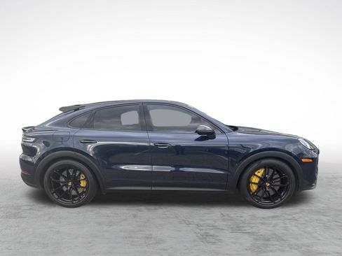 Used 2024 Porsche Cayenne Turbo GT image 9