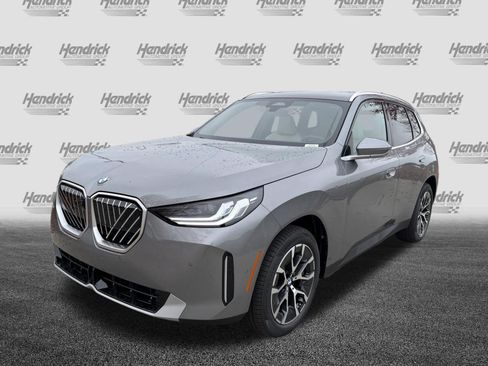 Used 2026 BMW X3 xDrive30i w/ Premium Package AWD/4WD image 5