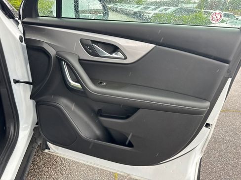 Used 2025 Chevrolet Blazer LT FWD image 14