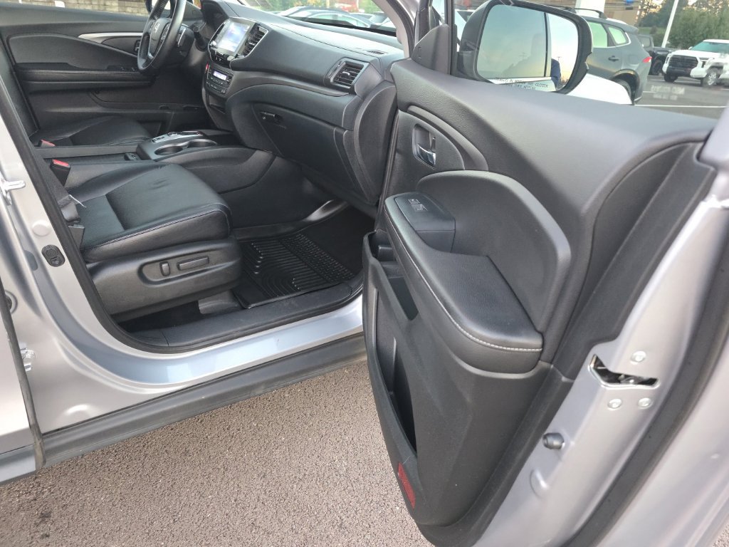 Used 2023 Honda Ridgeline RTL image 9