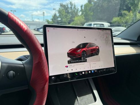 Used 2022 Tesla Model 3 Long Range AWD/4WD image 21