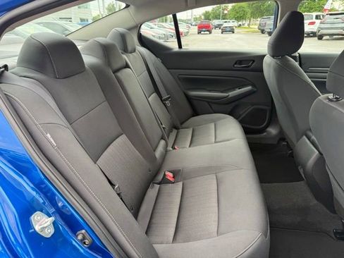 Used 2025 Nissan Altima 2.5 SV FWD image 19