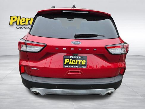 Used 2022 Ford Escape SEL w/ Technology Package FWD image 4